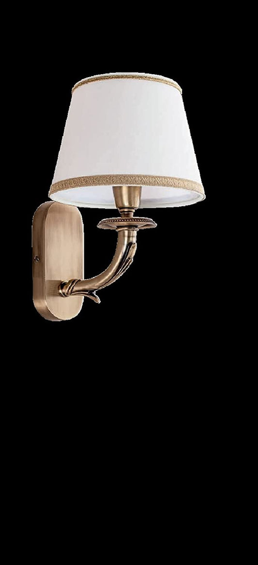 Applique da parete classico a 1 luce in ottone bronzo chiaro con paralume di stoffa avorio chiaro PR 6648/A1